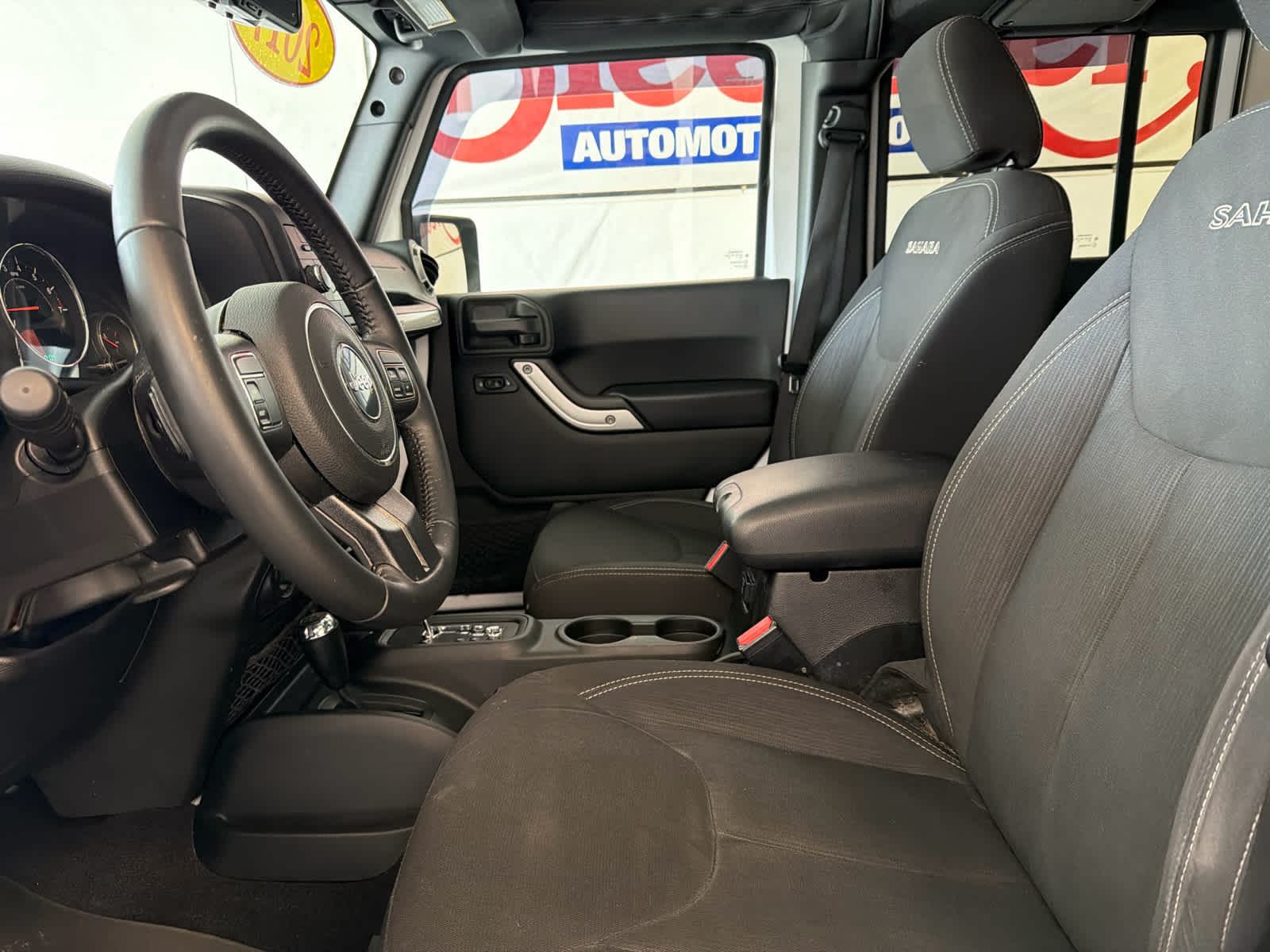 2017 Jeep Wrangler Unlimited Sahara