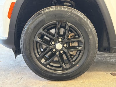 2022 Jeep Grand Cherokee L Laredo