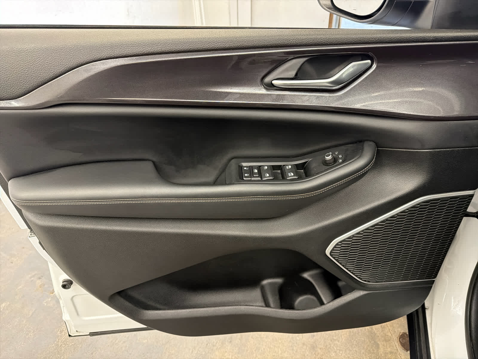 2022 Jeep Grand Cherokee L Laredo