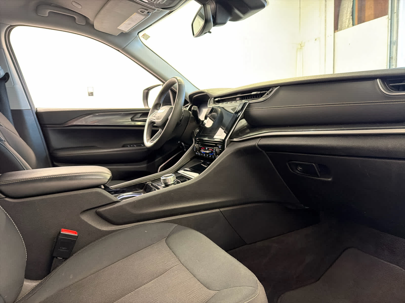 2022 Jeep Grand Cherokee L Laredo