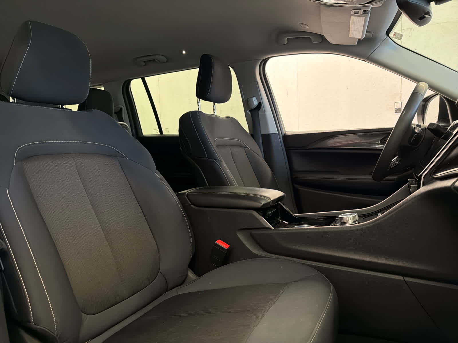 2022 Jeep Grand Cherokee L Laredo