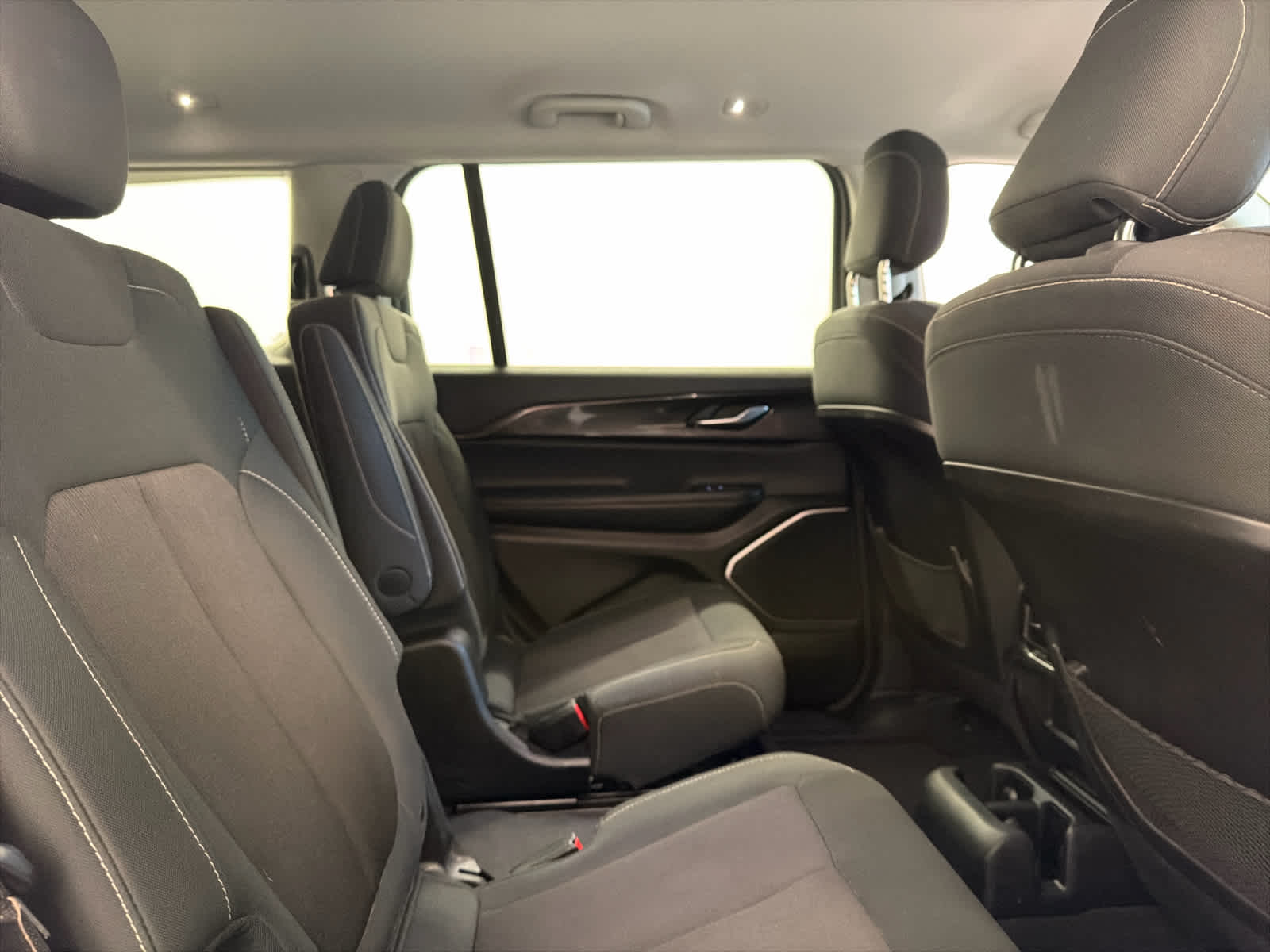 2022 Jeep Grand Cherokee L Laredo