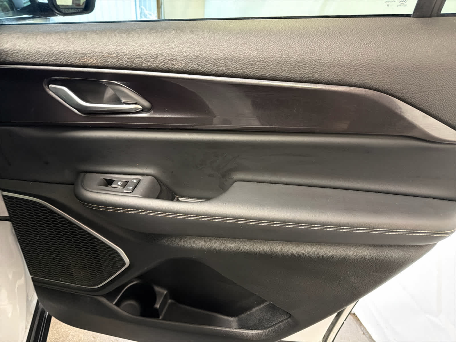 2022 Jeep Grand Cherokee L Laredo