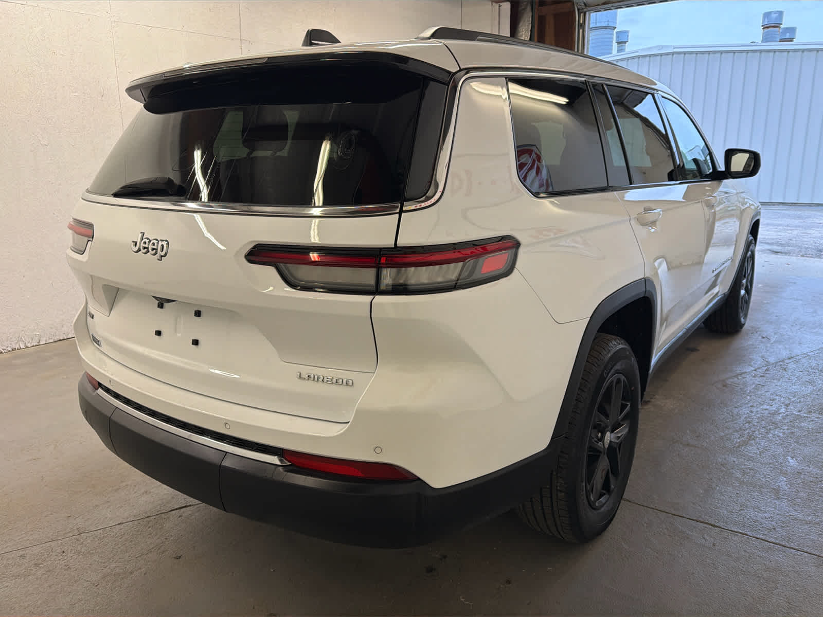 2022 Jeep Grand Cherokee L Laredo