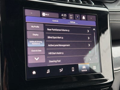 2022 Jeep Grand Cherokee L Laredo