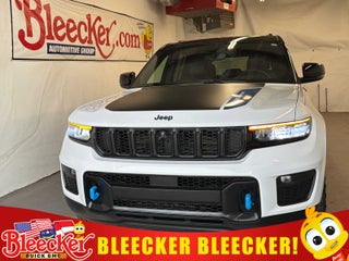 2023 Jeep Grand Cherokee 4xe Trailhawk