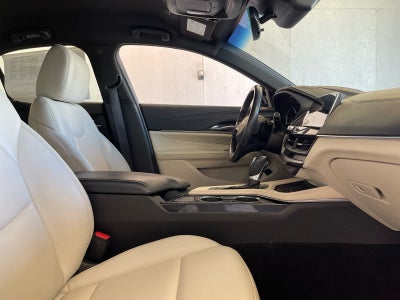 2023 Cadillac CT4 Luxury