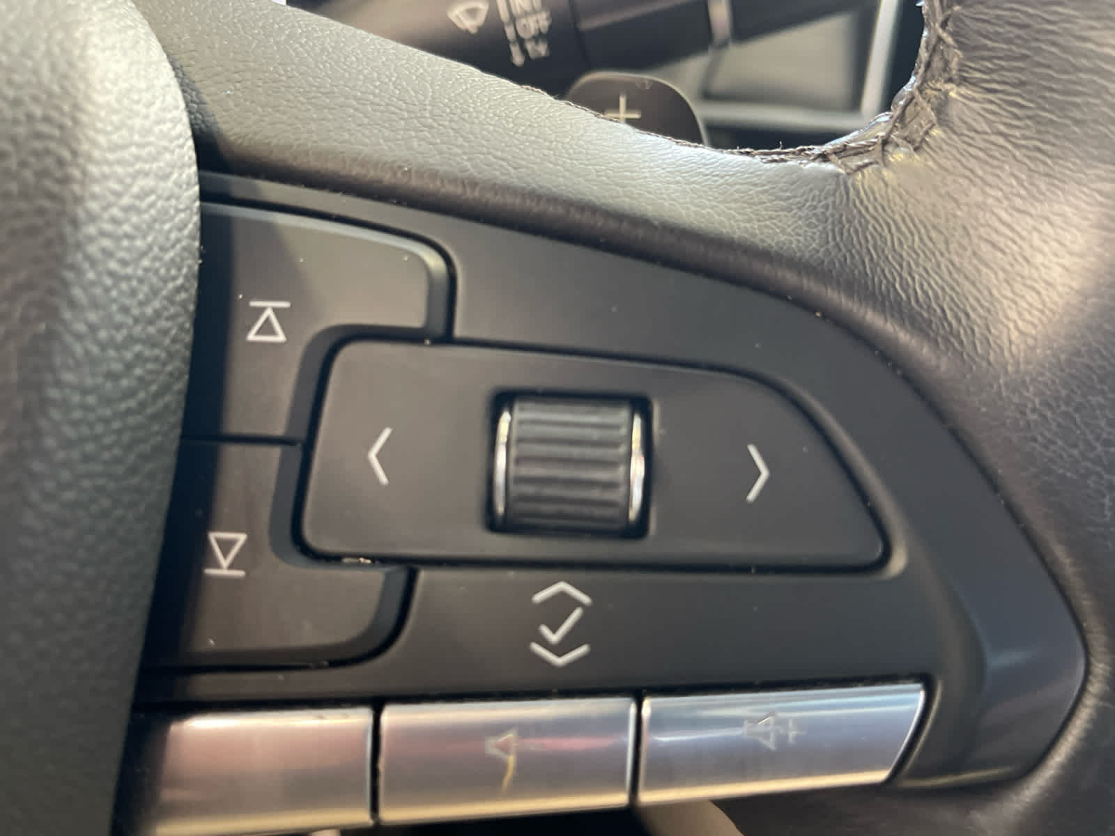 2023 Cadillac CT4 Luxury