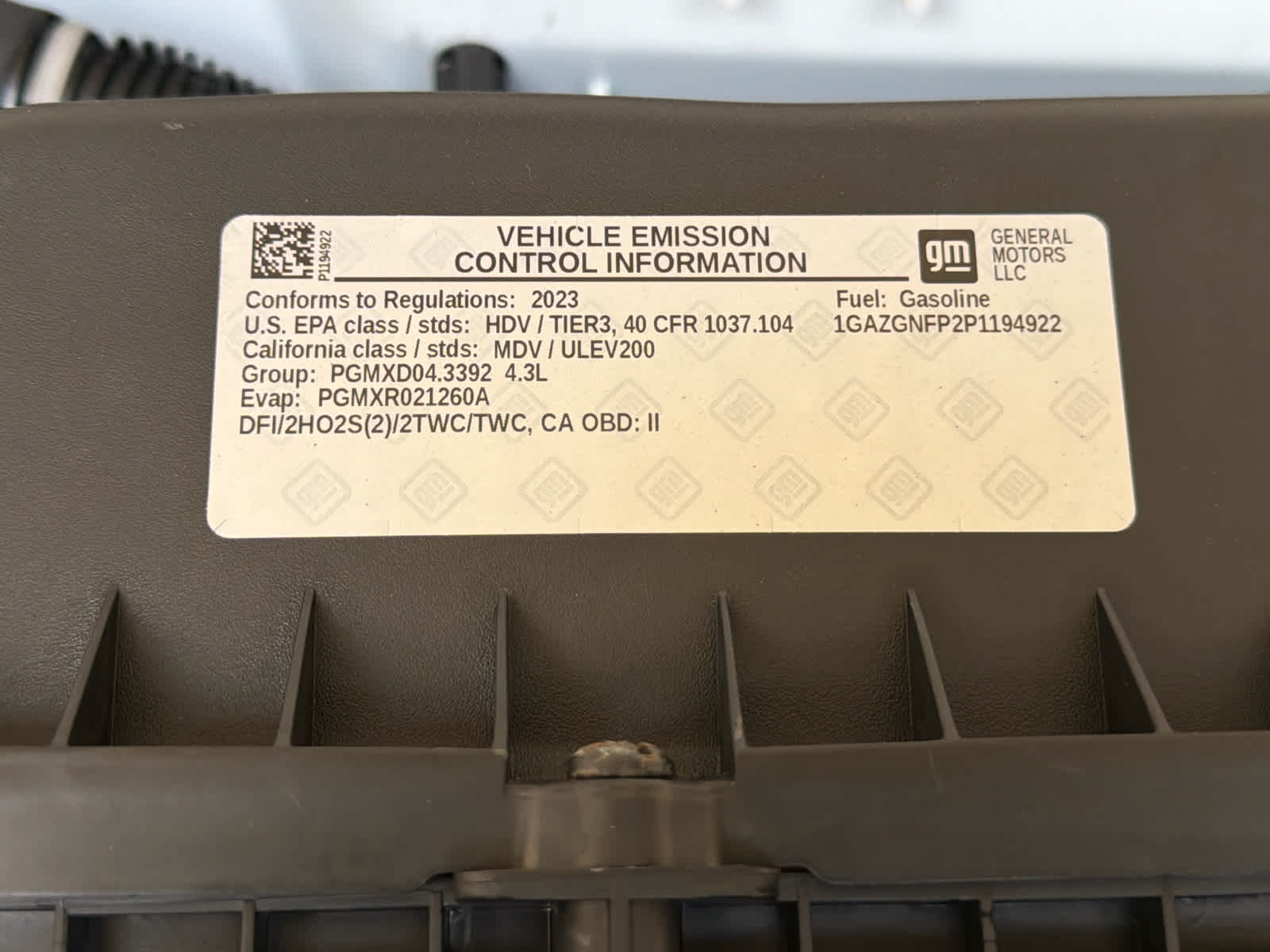 2023 Chevrolet Express Passenger 3500 1LS