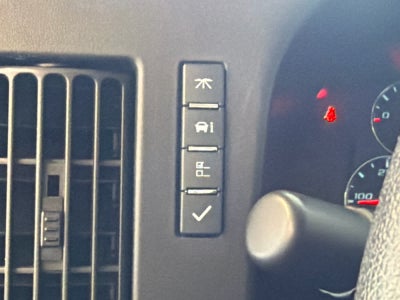 2023 Chevrolet Express Passenger 3500 1LS