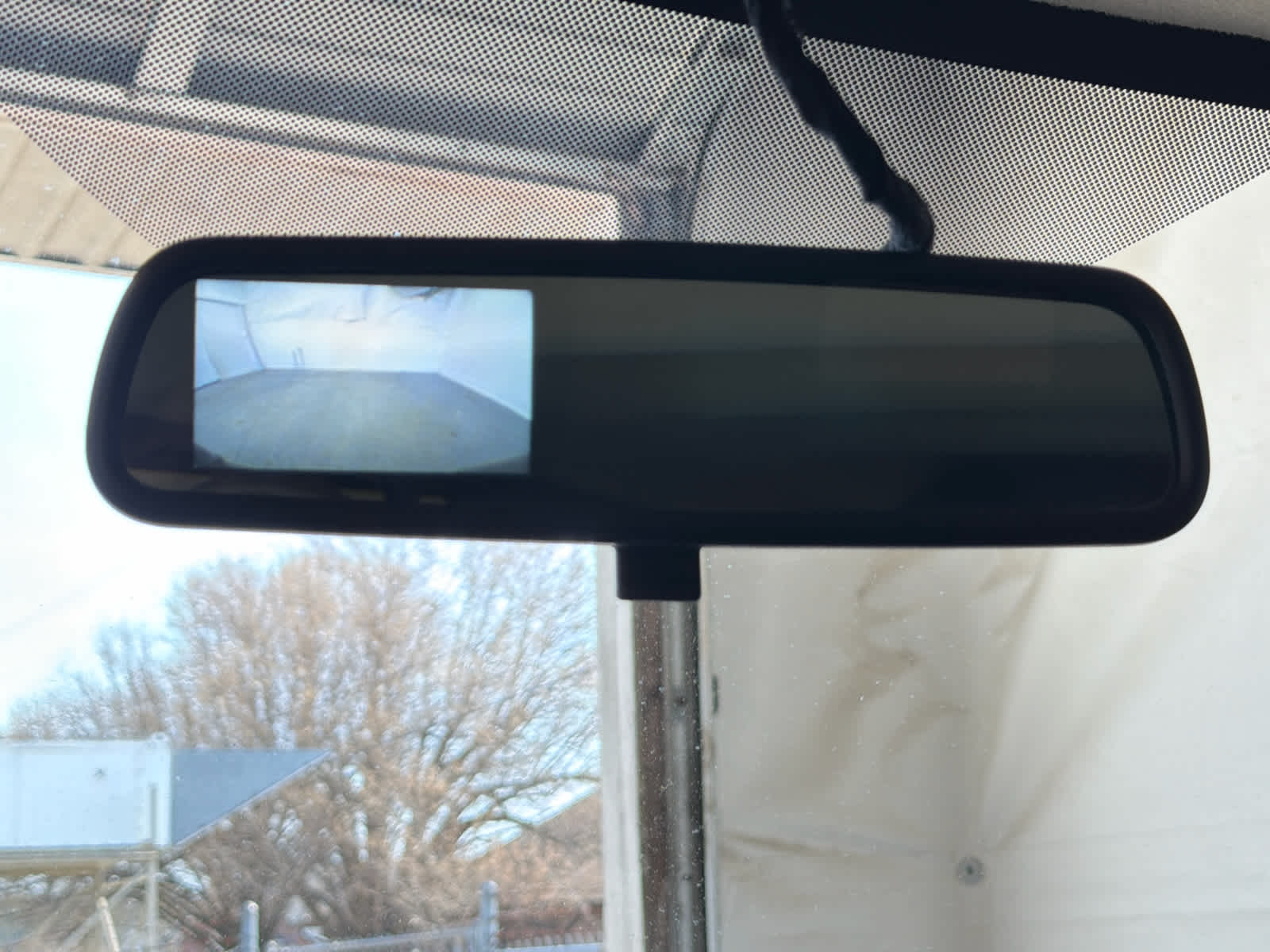 2023 Chevrolet Express Passenger 3500 1LS