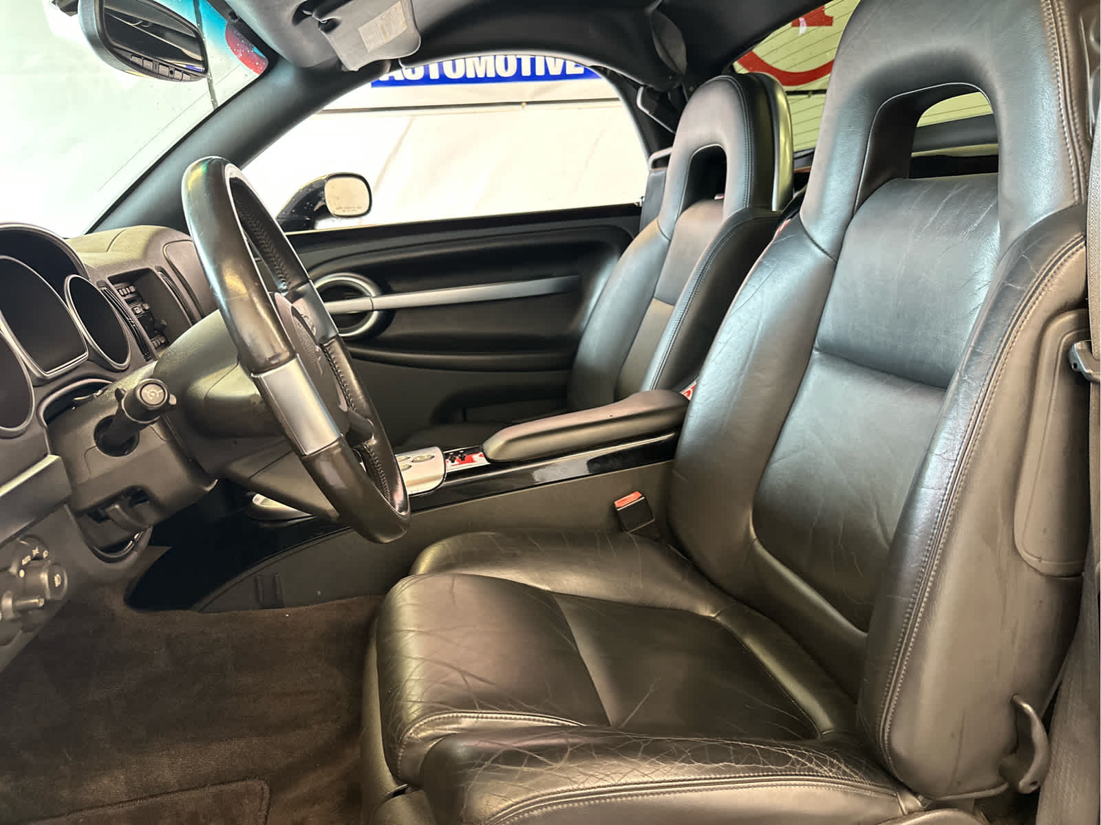 2004 Chevrolet SSR LS