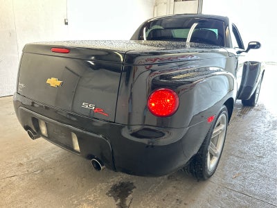 2004 Chevrolet SSR LS