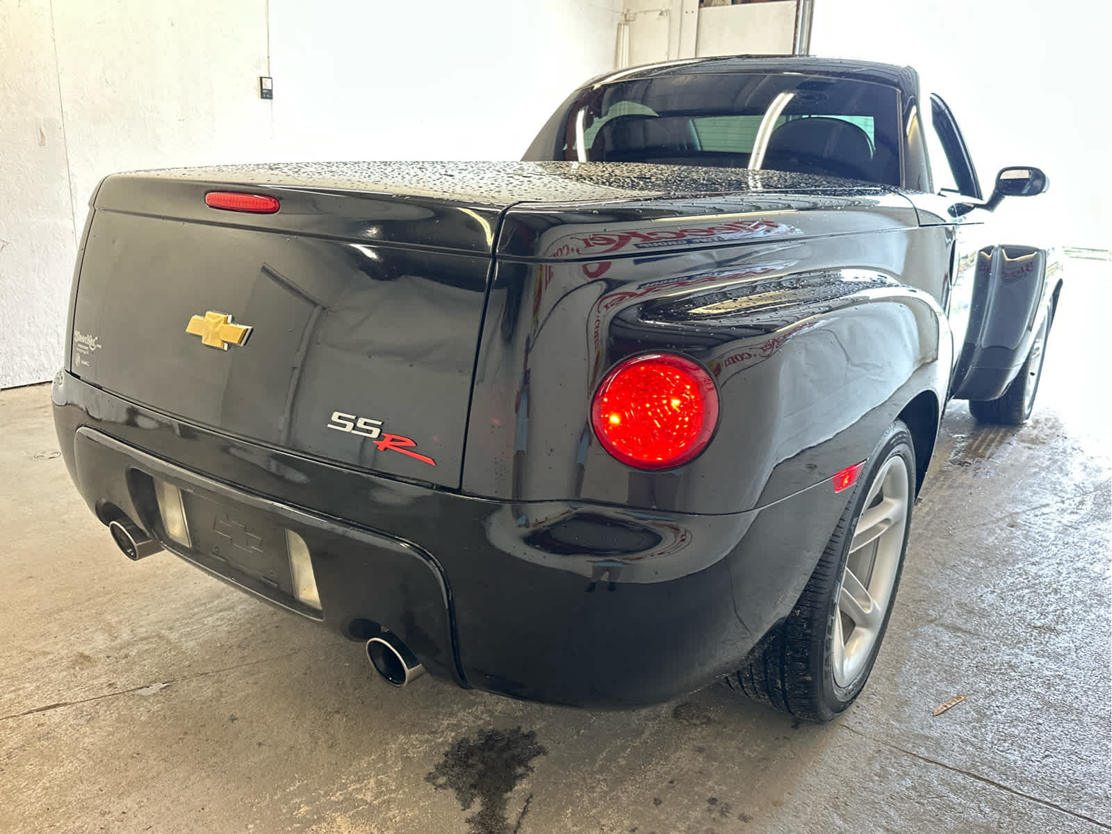 2004 Chevrolet SSR LS