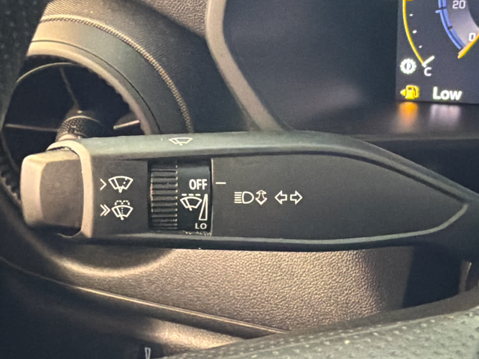 2024 Chevrolet Colorado WT