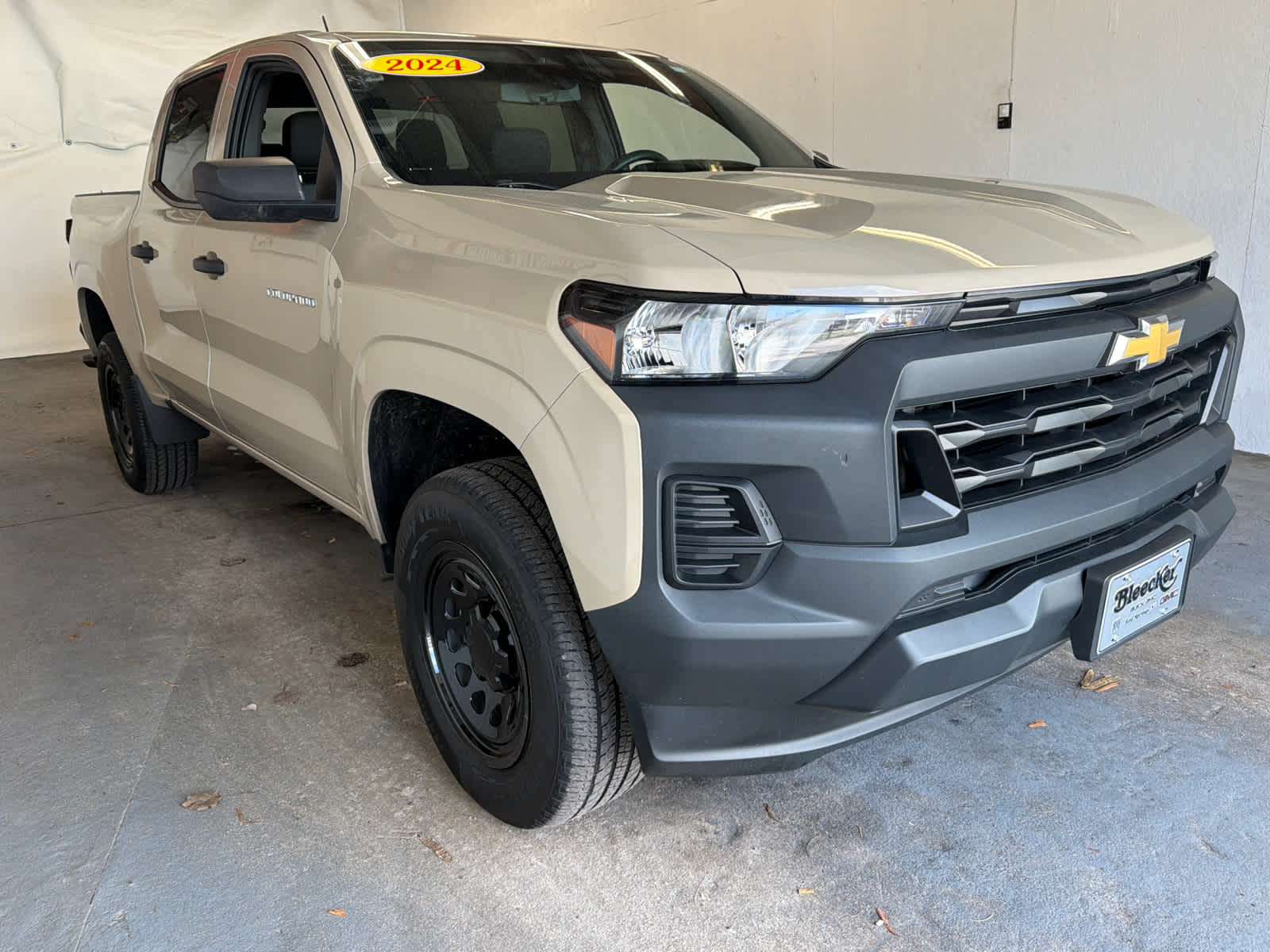 2024 Chevrolet Colorado WT