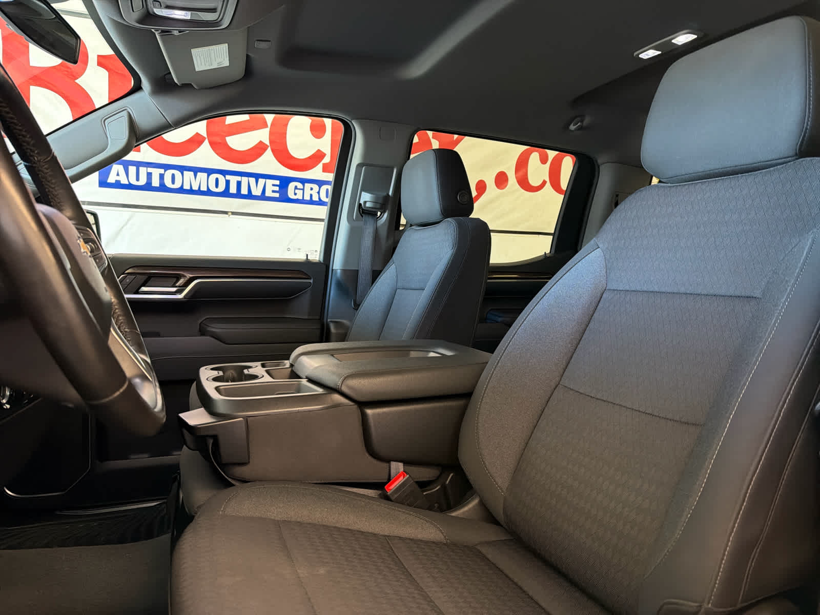 2022 Chevrolet Silverado 1500 LT (2FL)