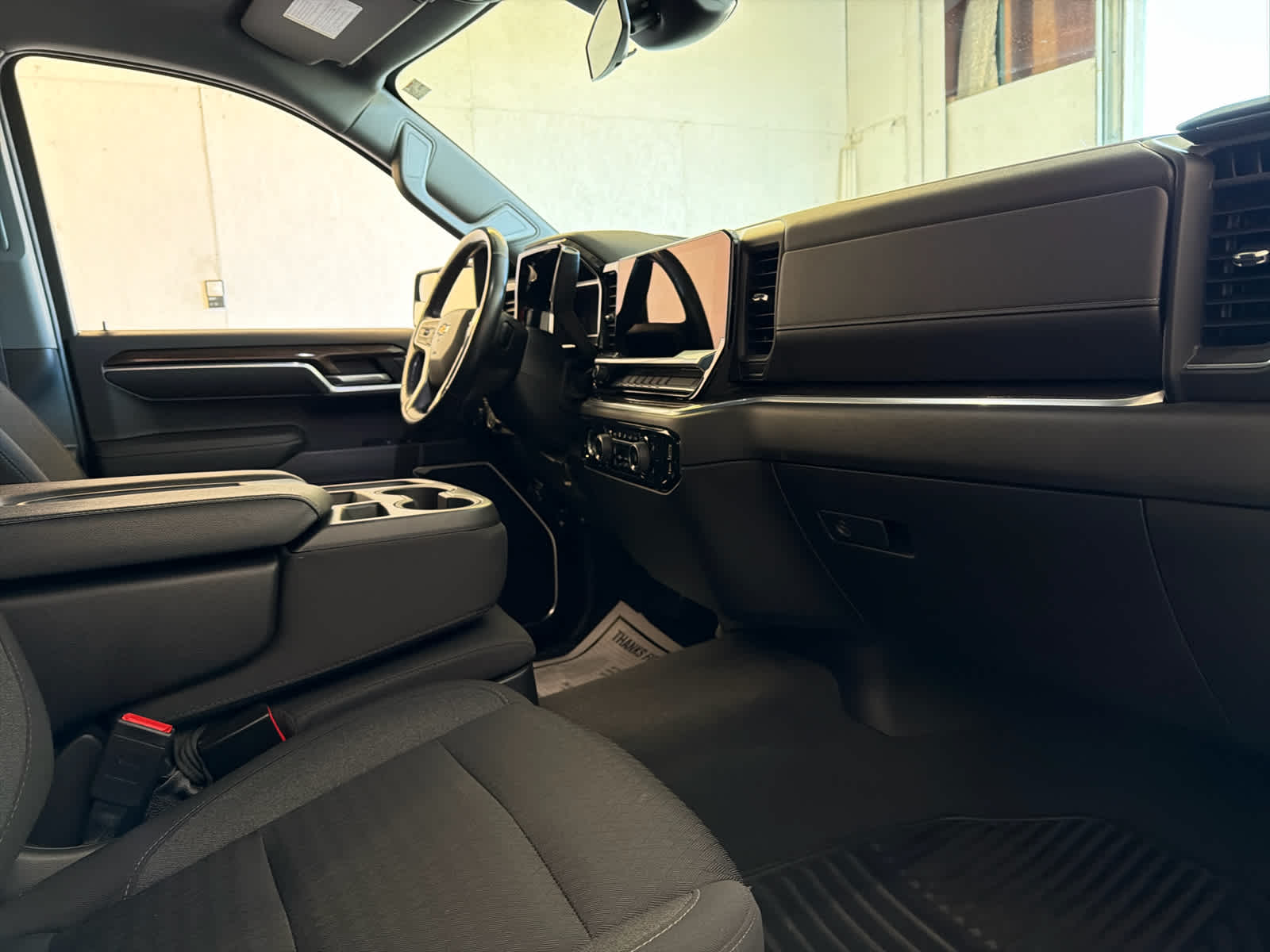 2022 Chevrolet Silverado 1500 LT (2FL)