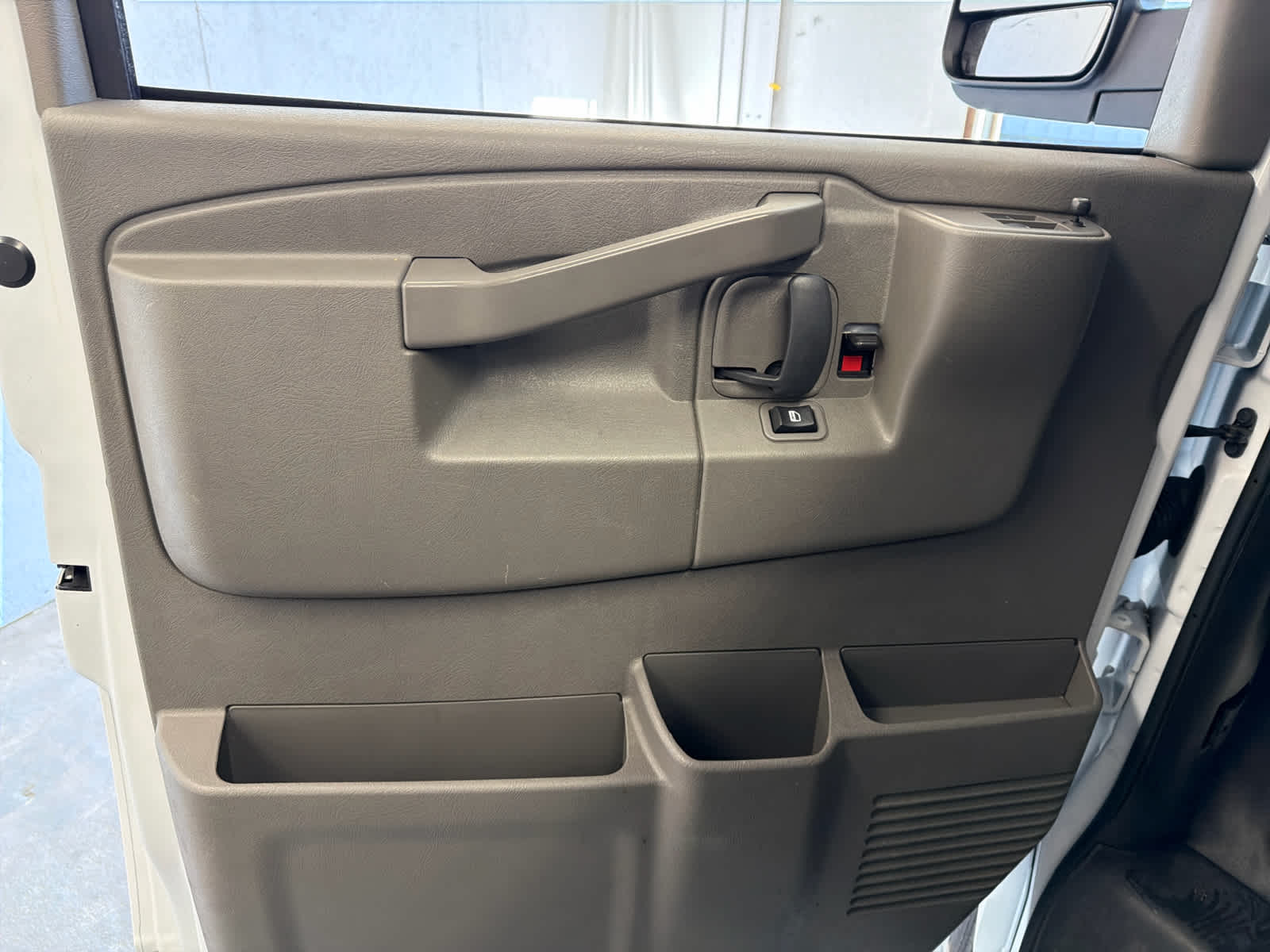 2024 Chevrolet Express Cargo 2500 WT