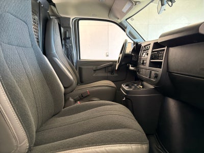 2024 Chevrolet Express Cargo 2500 WT