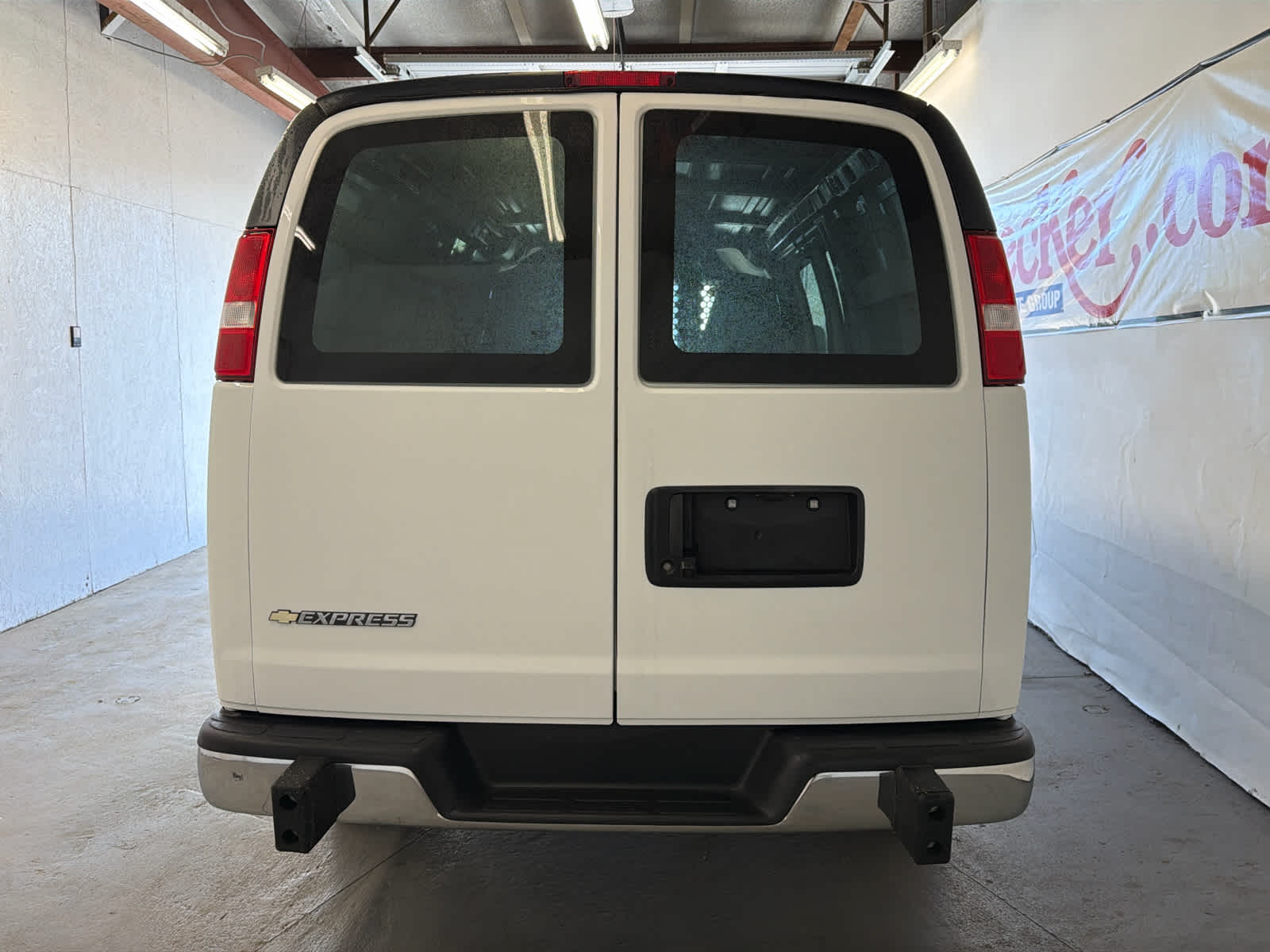 2024 Chevrolet Express Cargo 2500 WT