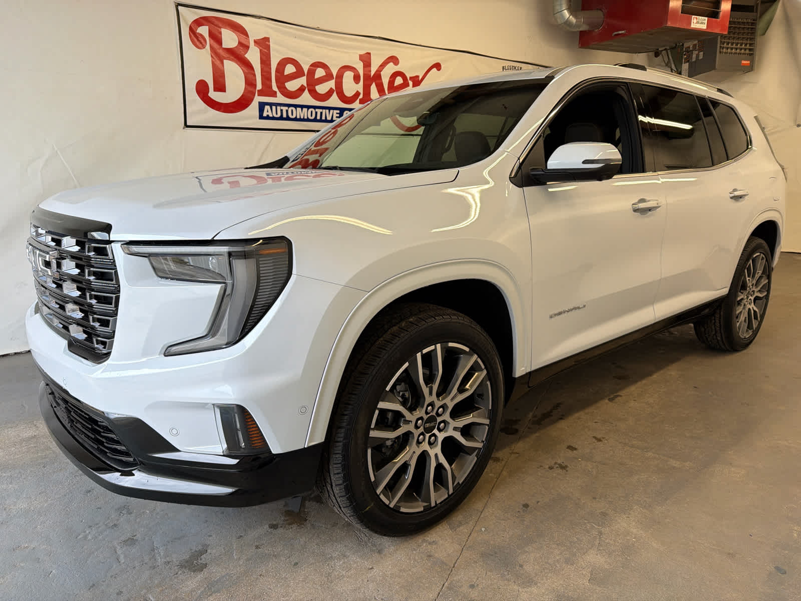 2026 GMC Acadia Denali Ultimate