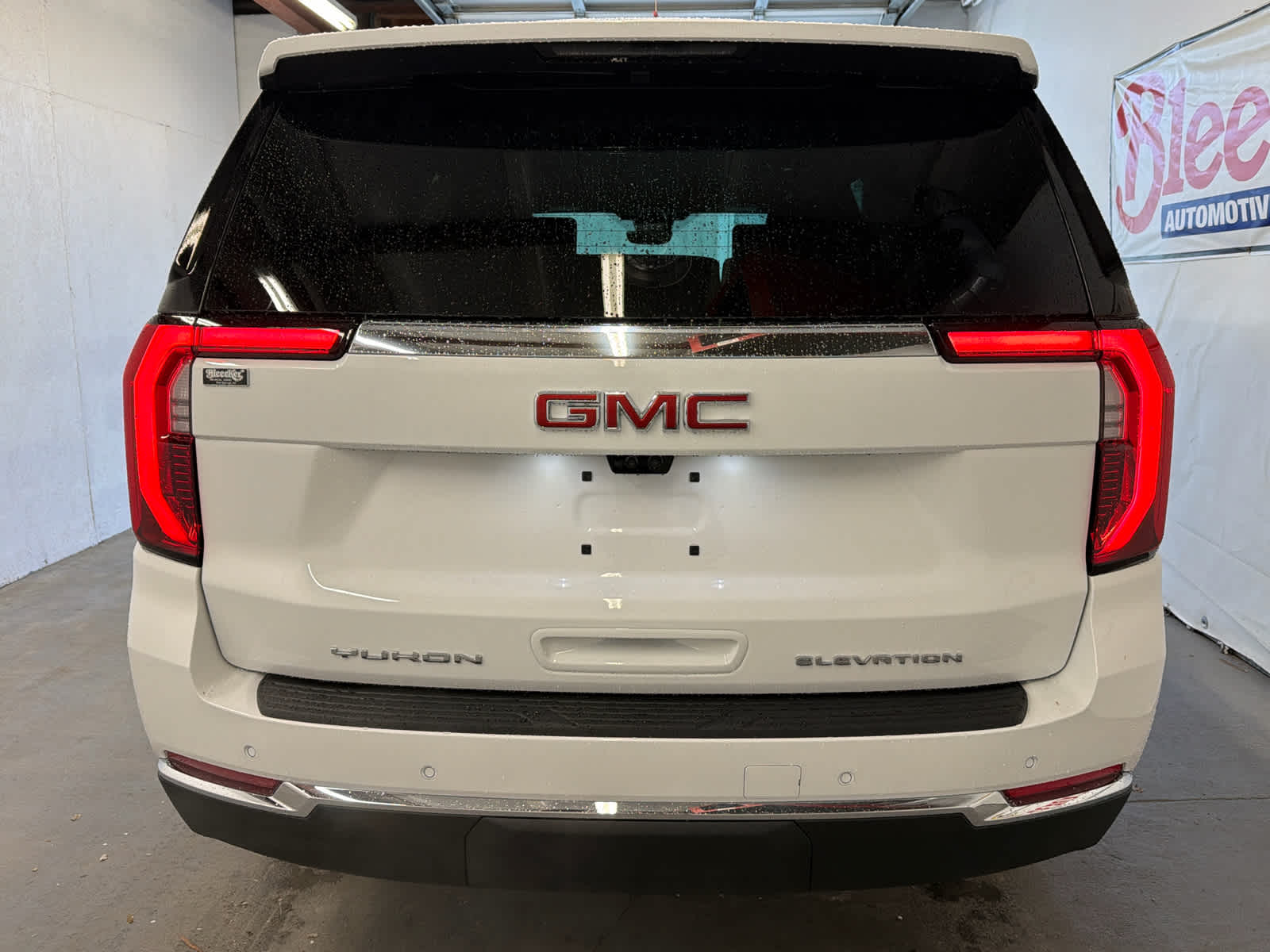 2026 GMC Yukon Elevation