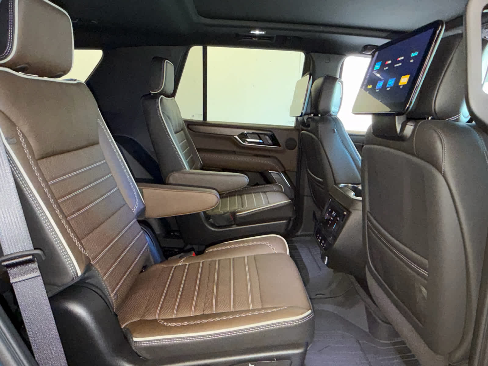 2025 GMC Yukon Denali Ultimate