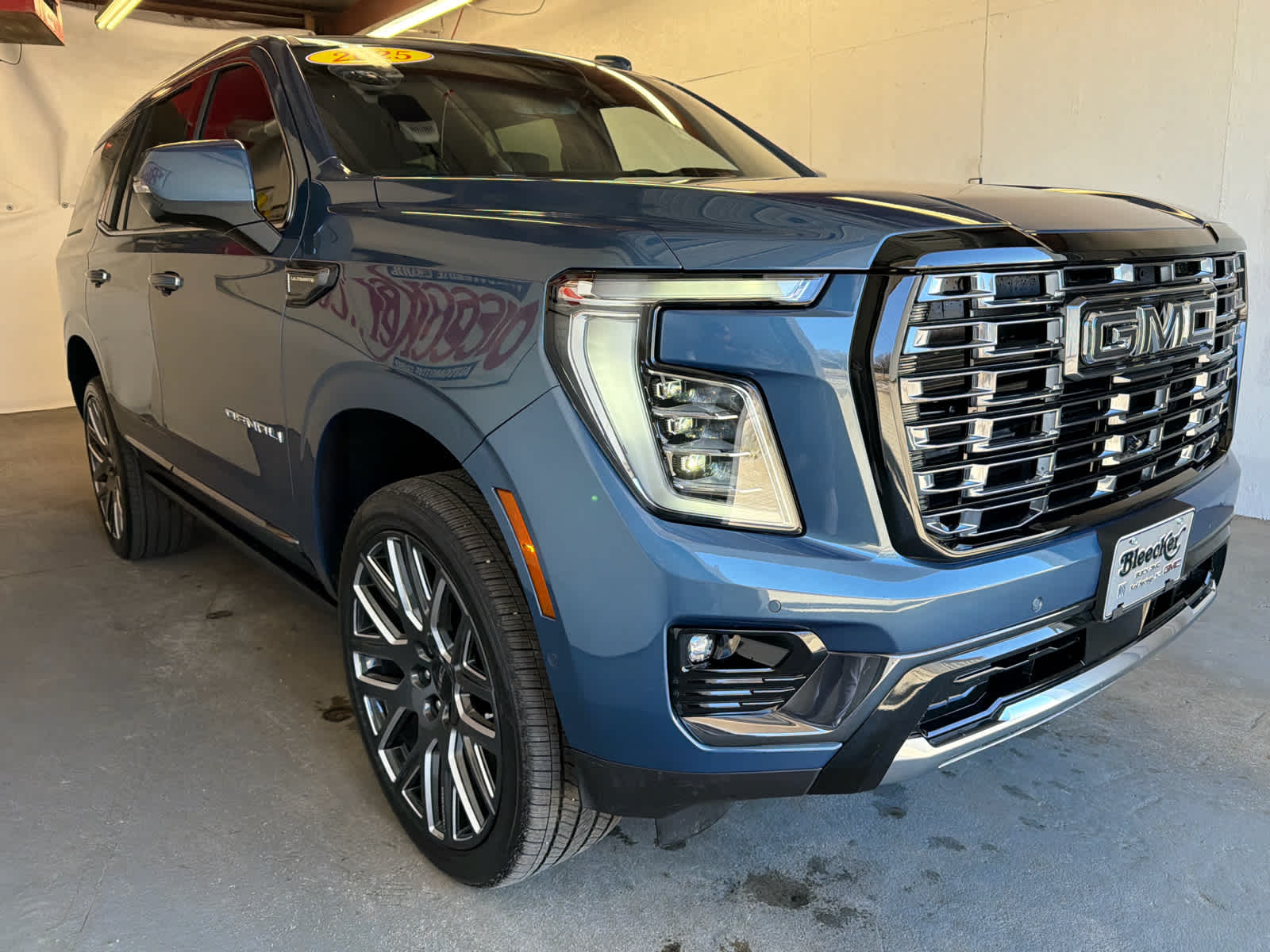2025 GMC Yukon Denali Ultimate