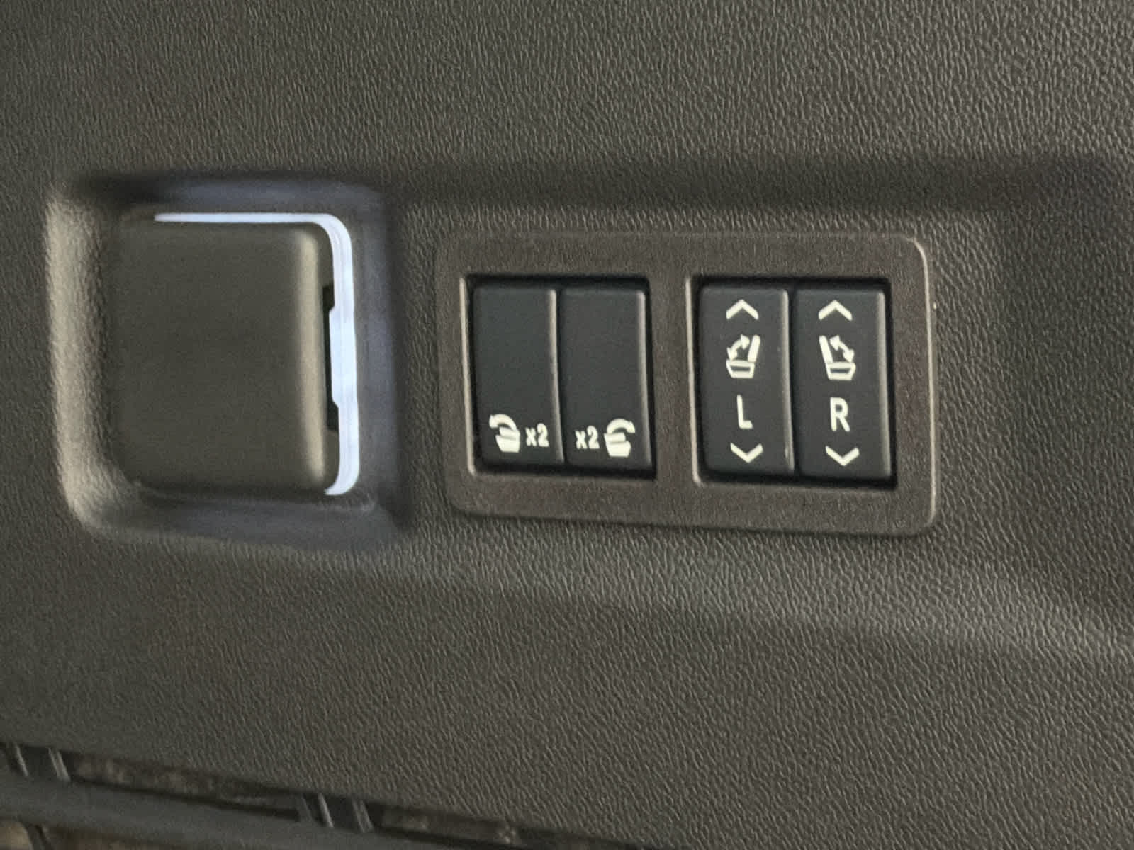 2025 GMC Yukon Denali Ultimate