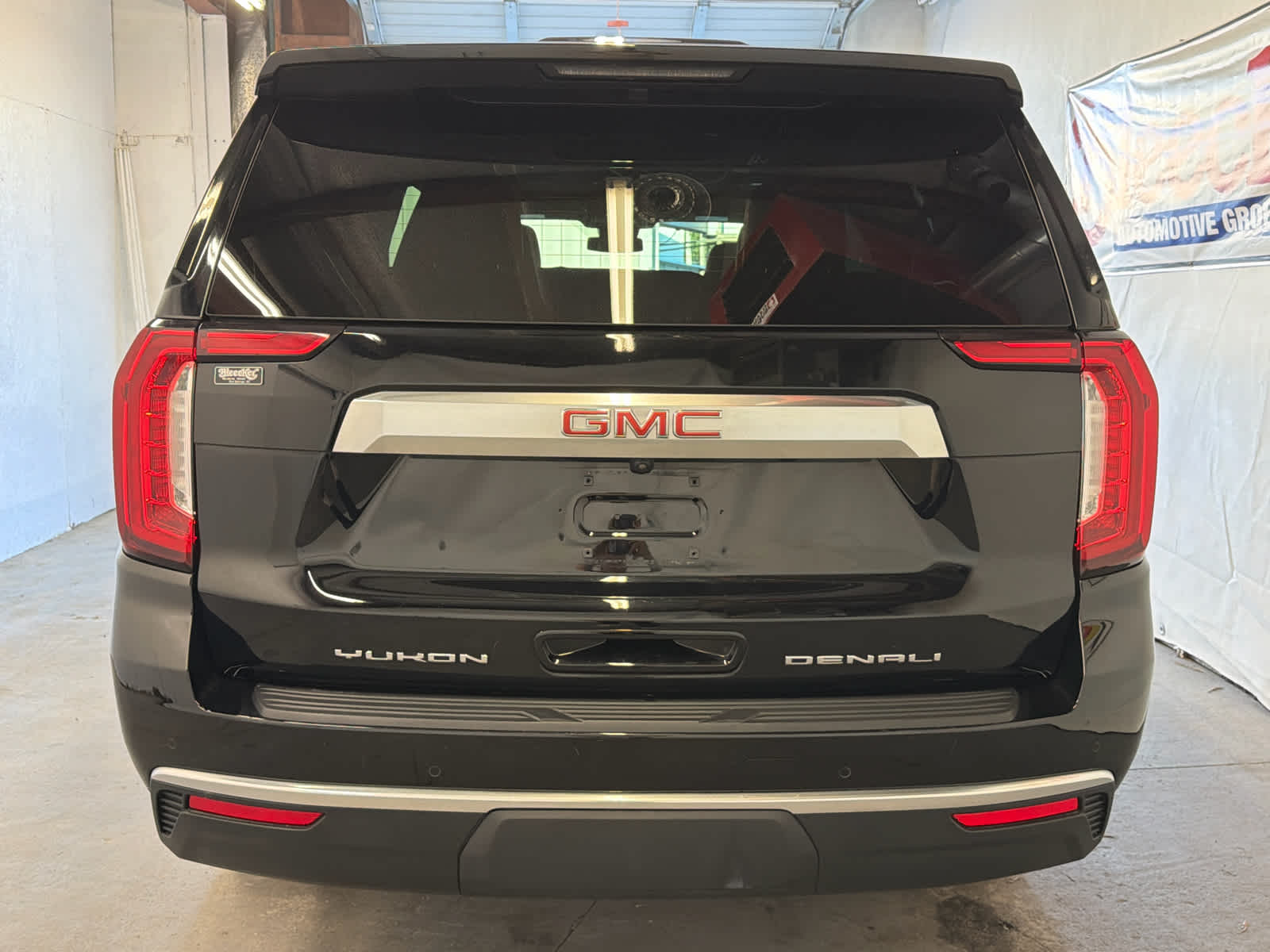 2023 GMC Yukon XL Denali