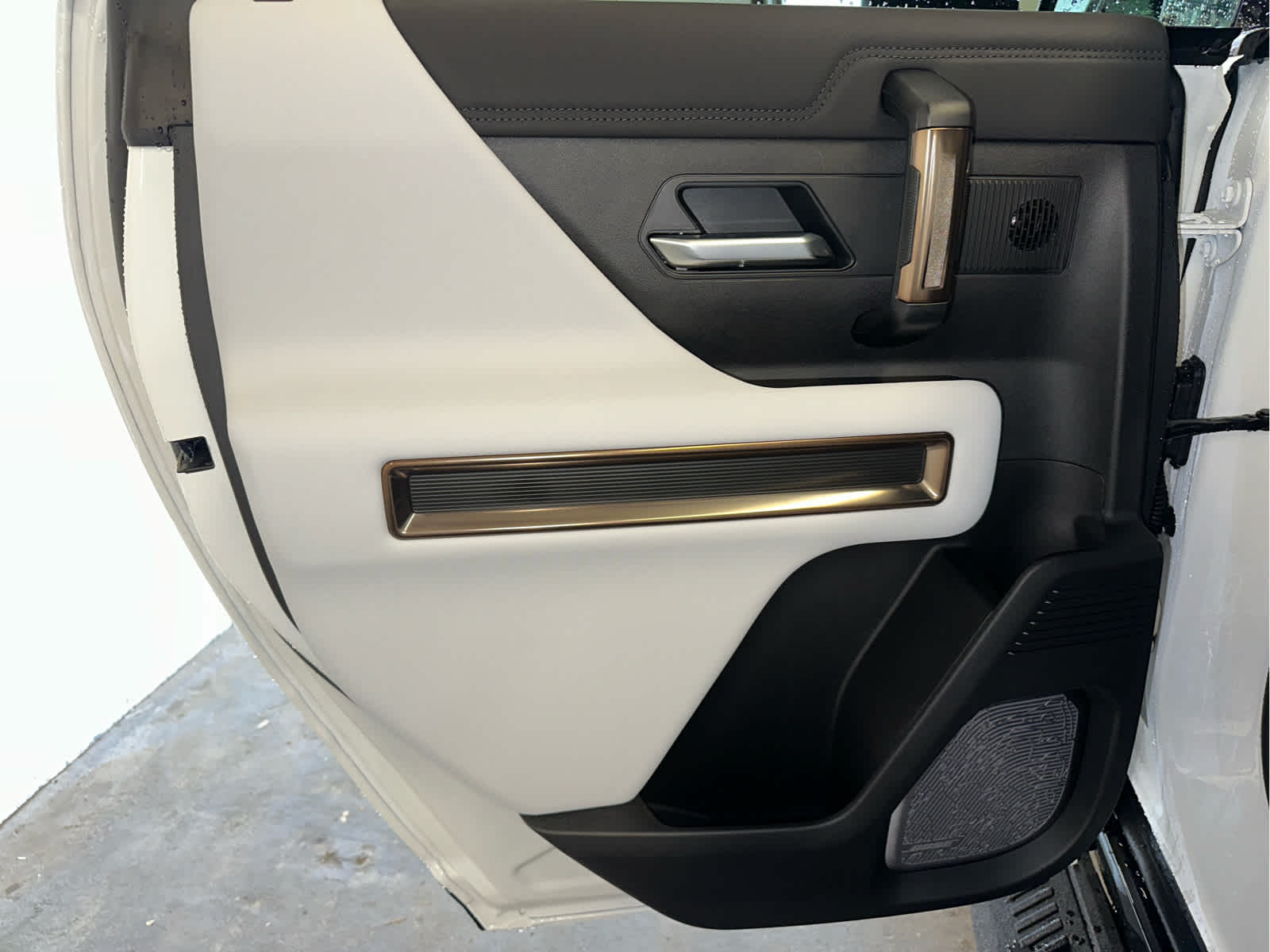 2025 GMC HUMMER EV SUV 2X