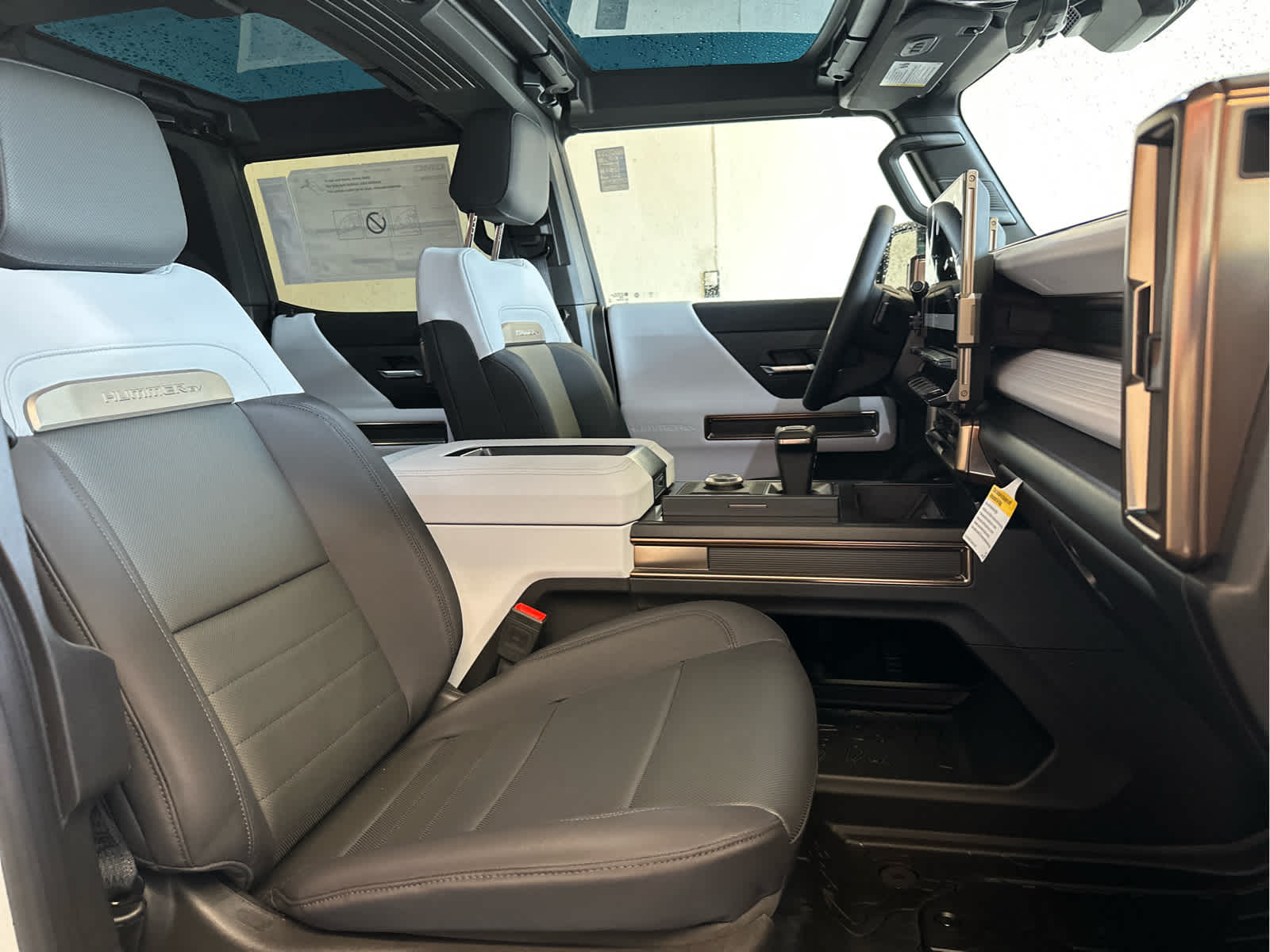 2025 GMC HUMMER EV SUV 2X