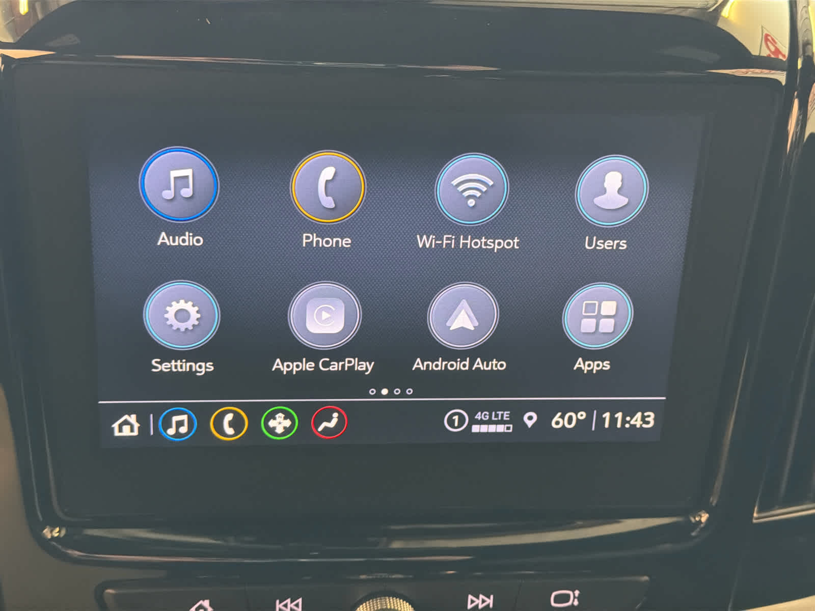 2022 Chevrolet Traverse LT Cloth