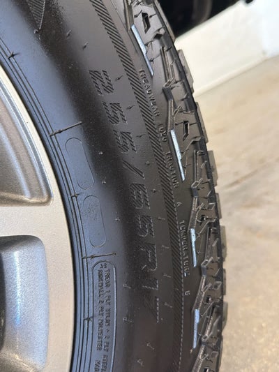 2022 GMC Canyon AT4 - Leather