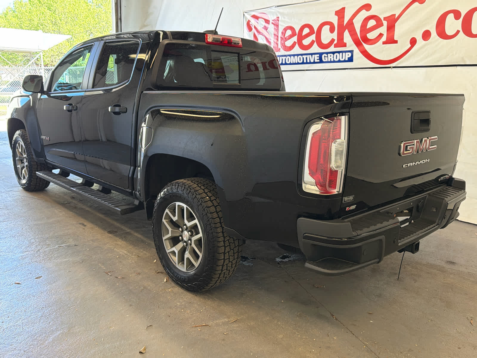 2022 GMC Canyon AT4 - Leather