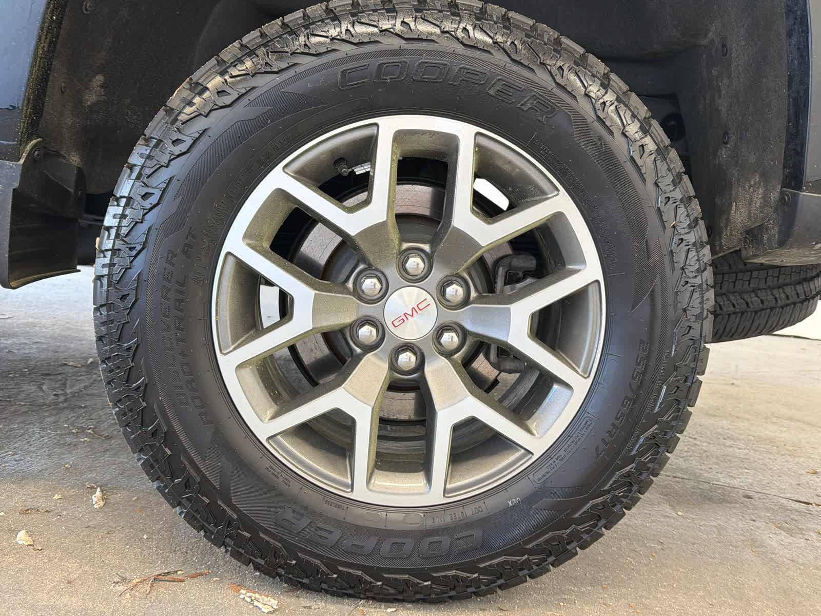 2022 GMC Canyon AT4 - Leather