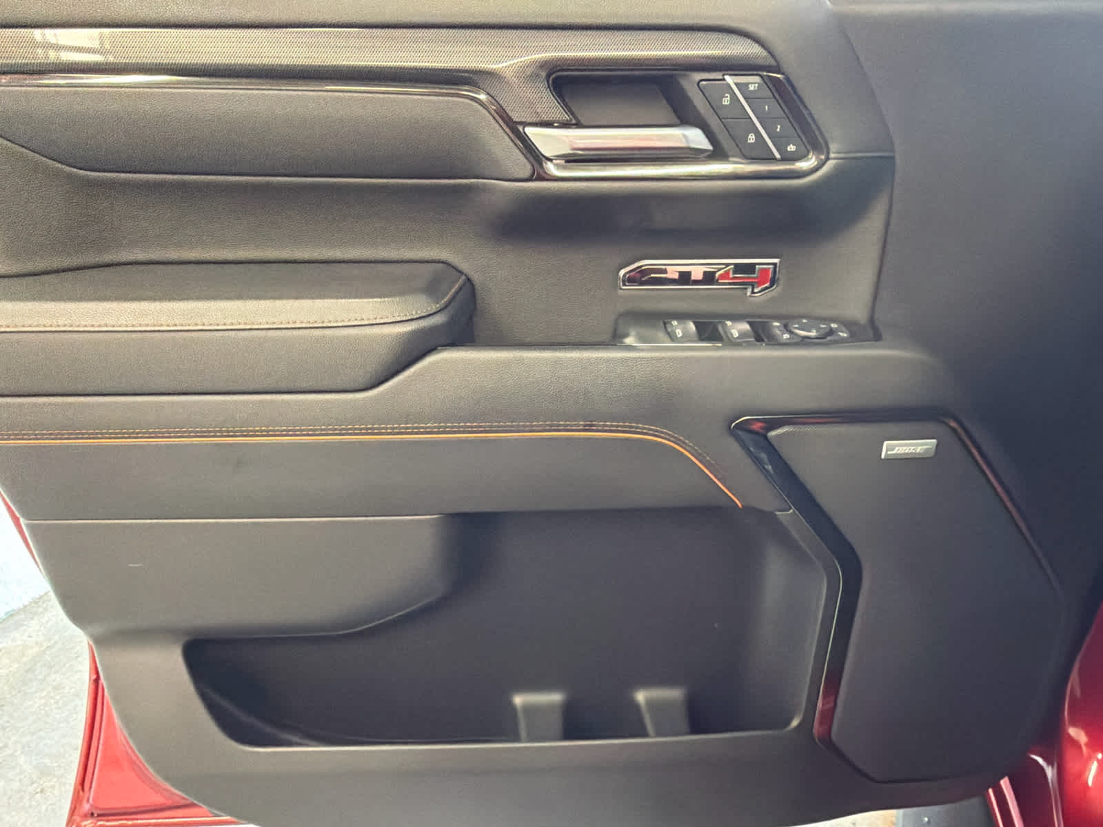 2024 GMC Sierra 1500 AT4