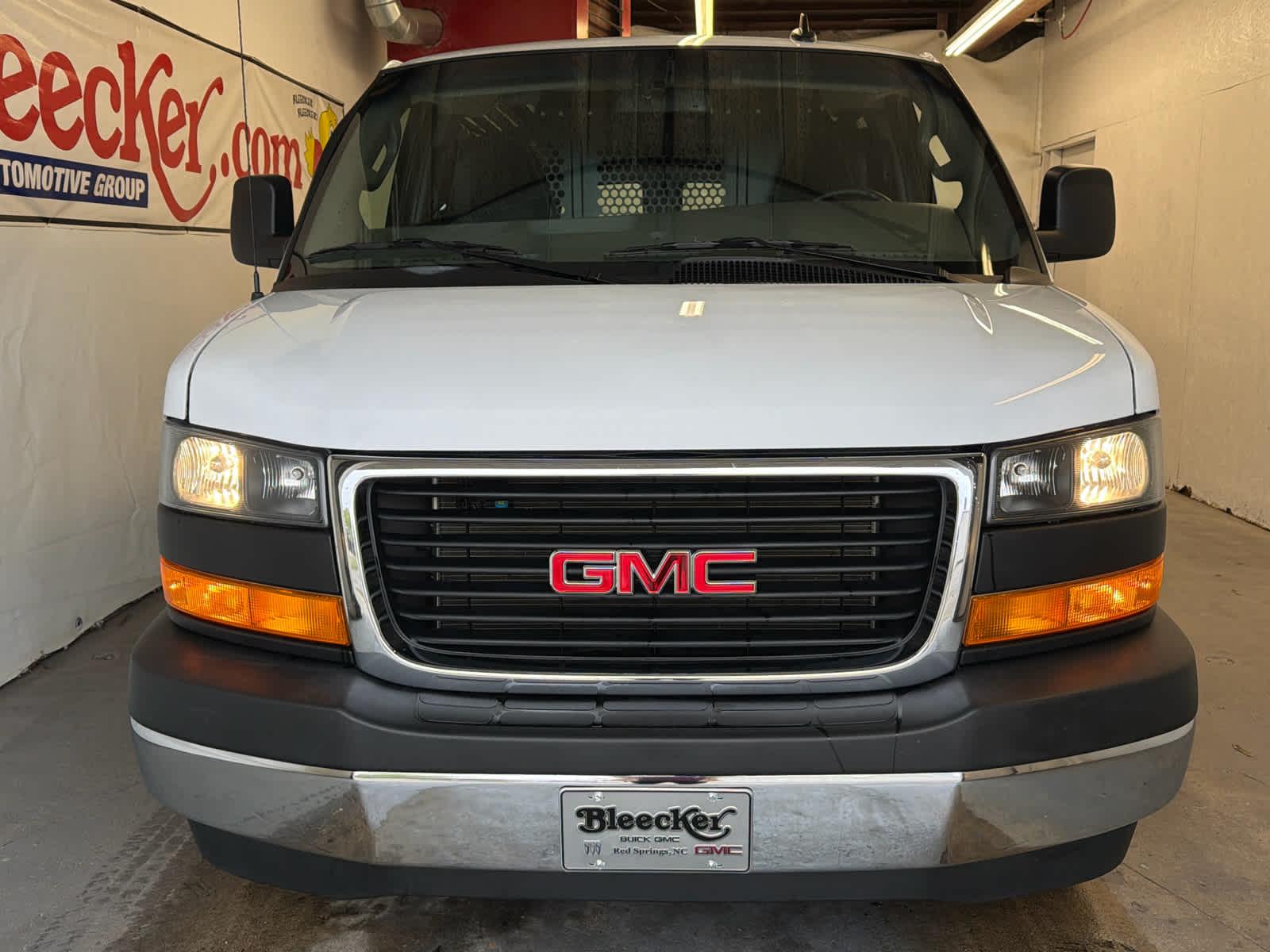 2024 GMC Savana Cargo 2500 Work Van
