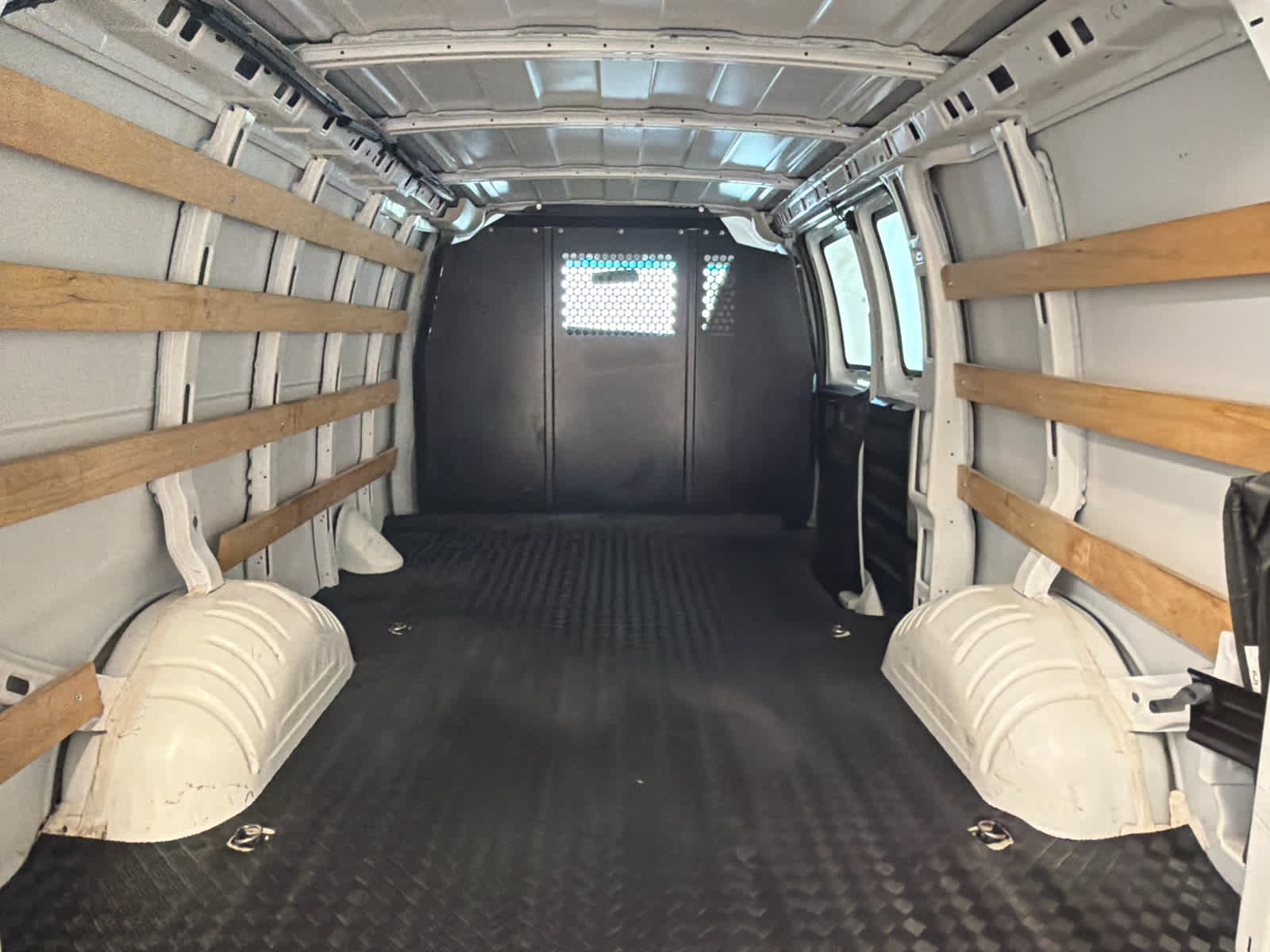 2024 GMC Savana Cargo 2500 Work Van