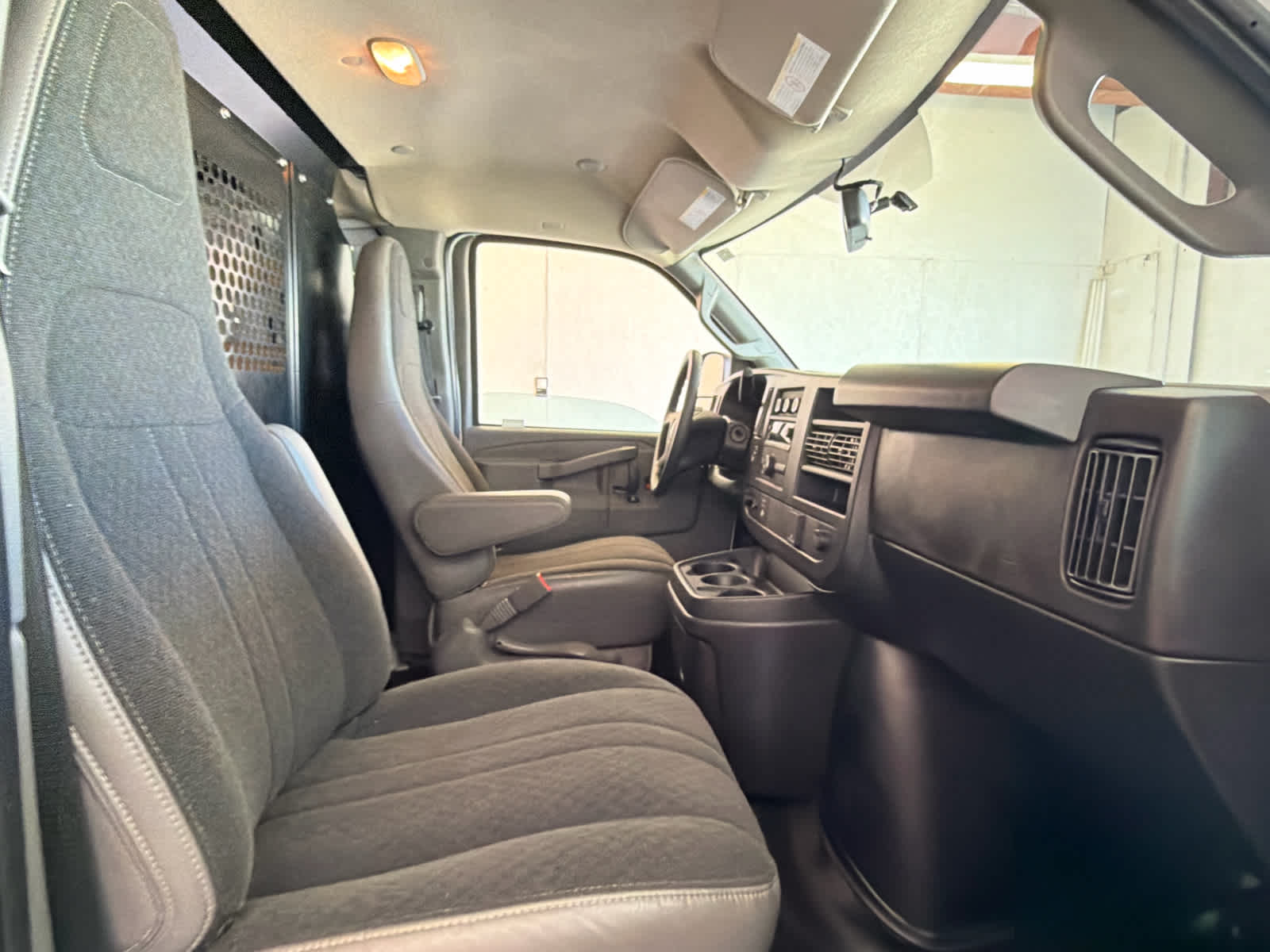 2024 GMC Savana Cargo 2500 Work Van