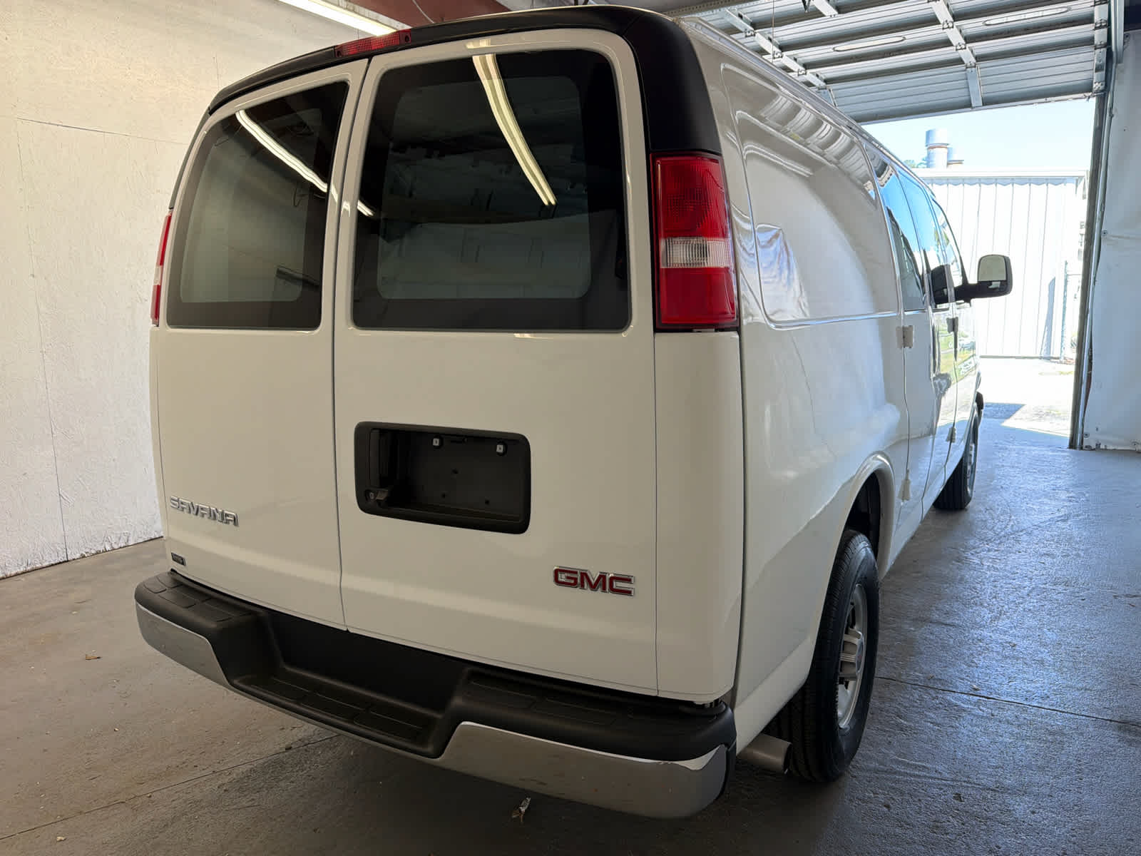 2024 GMC Savana Cargo 2500 Work Van