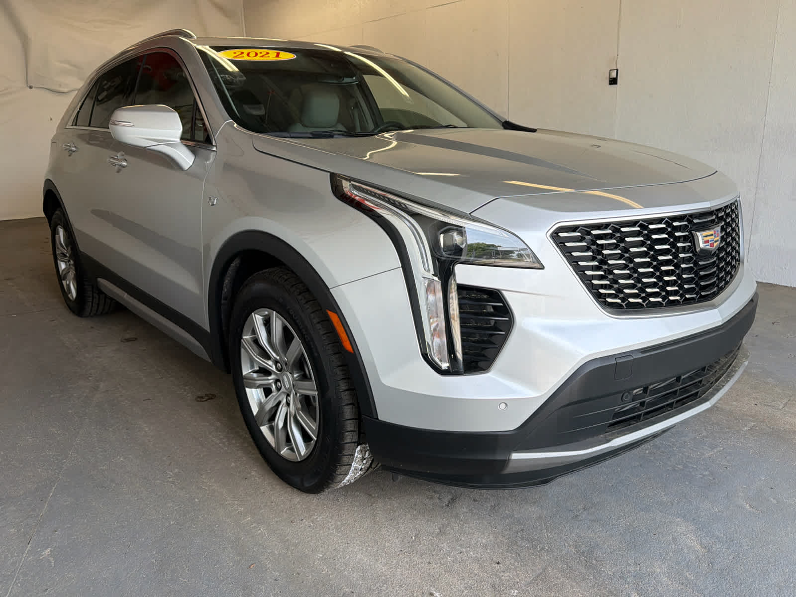 2021 Cadillac XT4 Premium Luxury