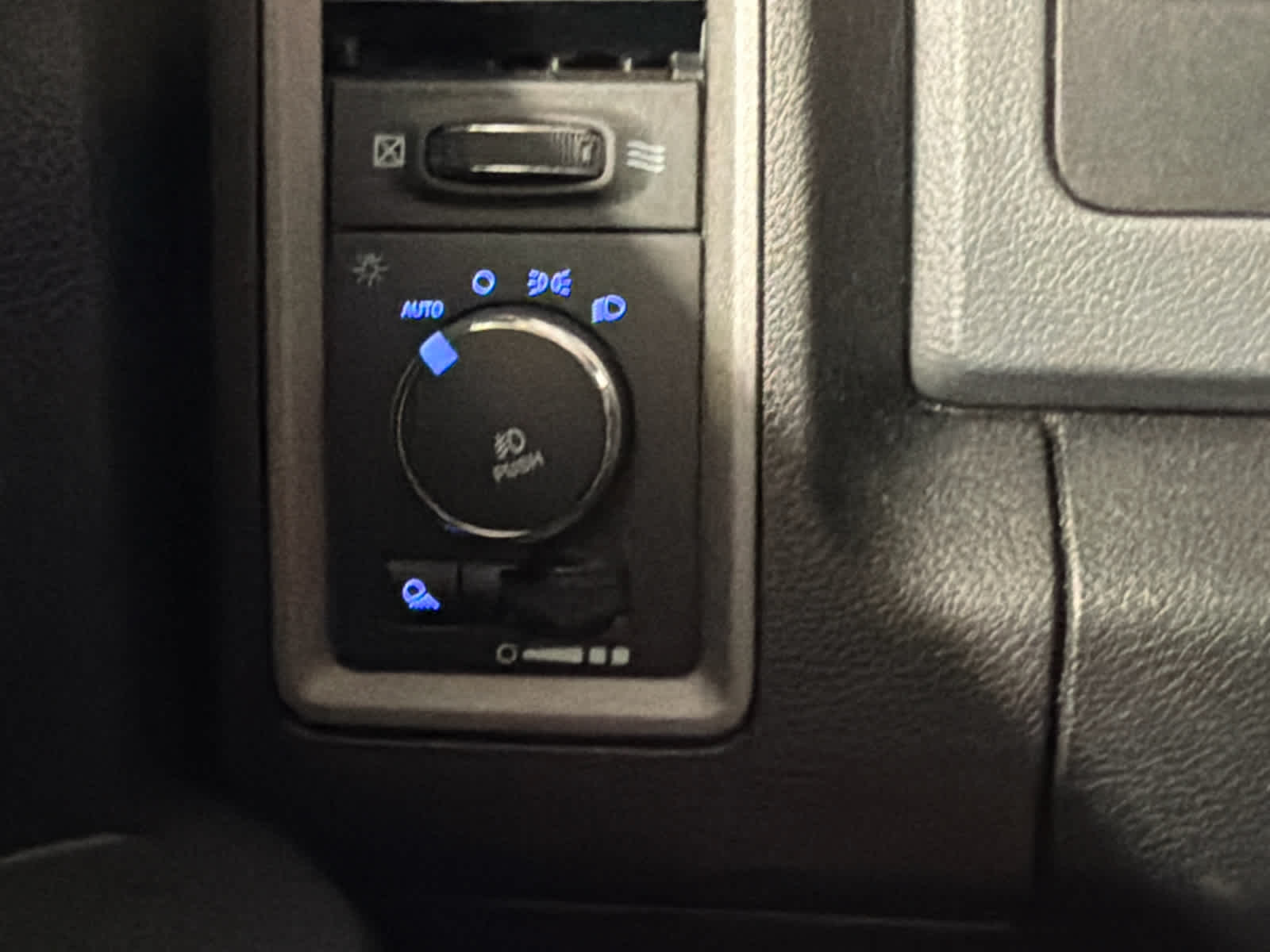 2016 RAM 1500 Express