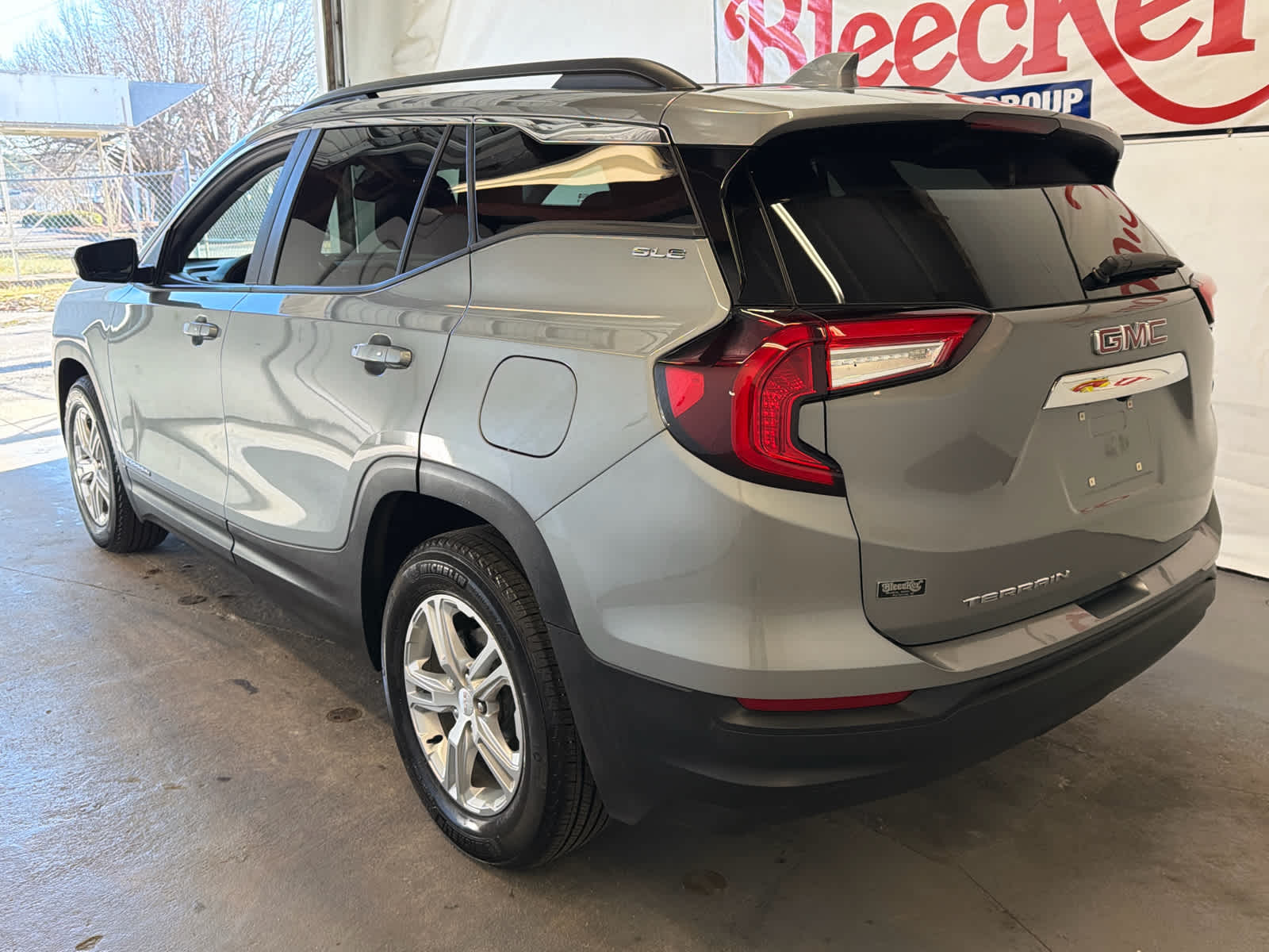 2023 GMC Terrain SLE