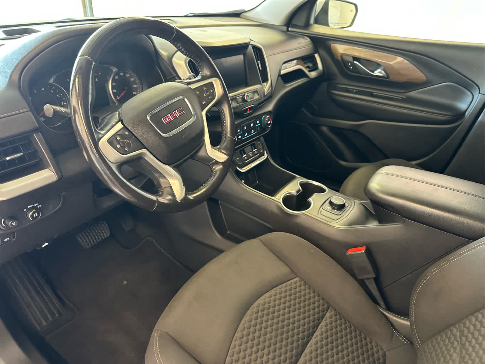 2021 GMC Terrain SLE