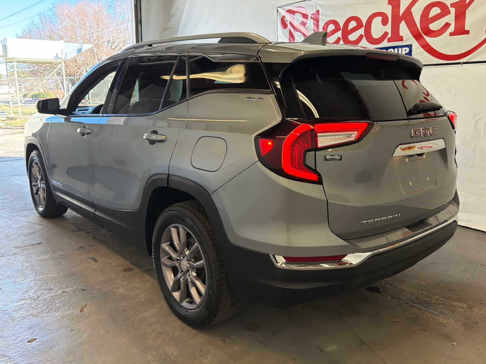 2023 GMC Terrain SLT