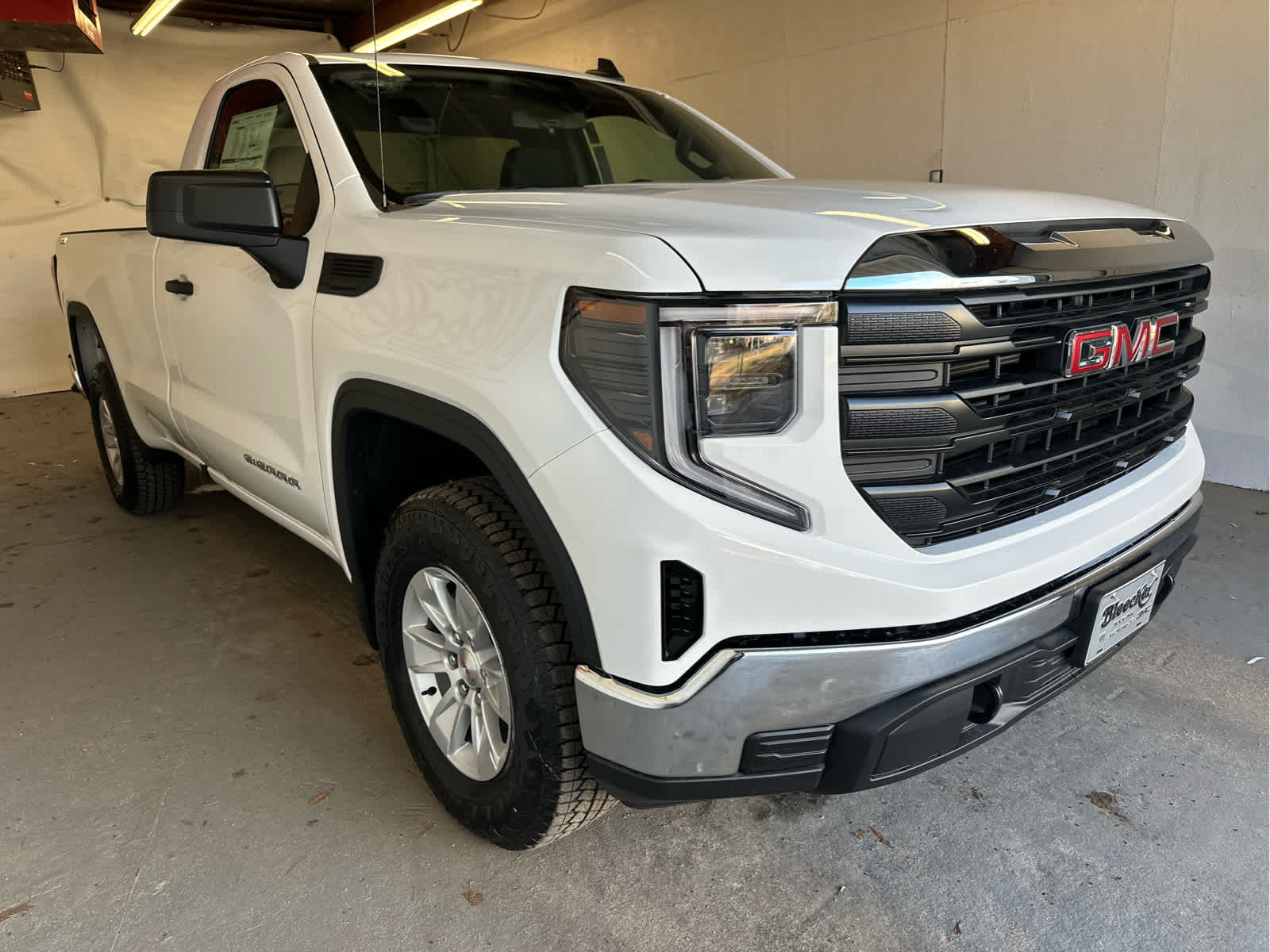 2025 GMC Sierra 1500 Pro