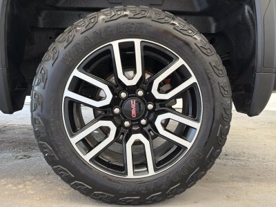 2022 GMC Sierra 1500 AT4