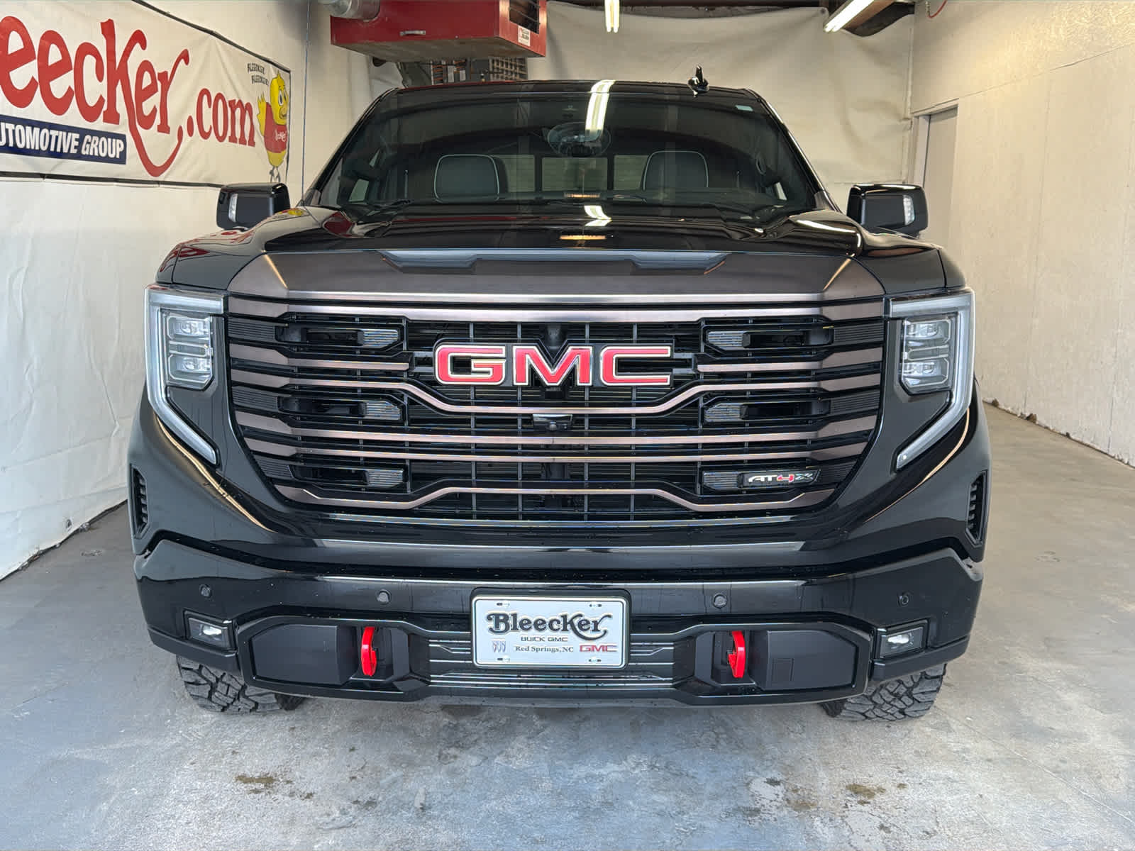 2023 GMC Sierra 1500 AT4X